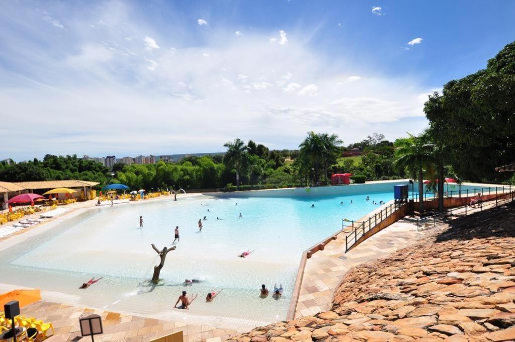 Piazza Diroma - Cortesia Park Diroma, Splash E Slide Caldas Novas Zewnętrze zdjęcie