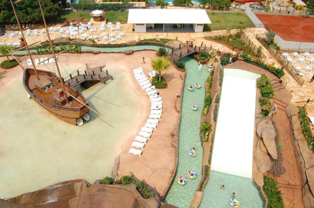 Piazza Diroma - Cortesia Park Diroma, Splash E Slide Caldas Novas Zewnętrze zdjęcie