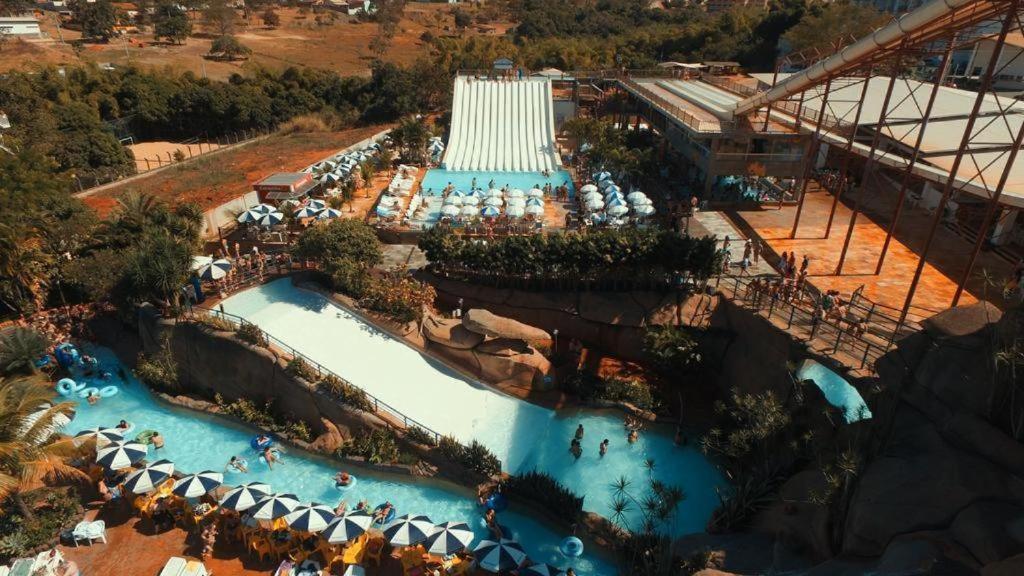 Piazza Diroma - Cortesia Park Diroma, Splash E Slide Caldas Novas Zewnętrze zdjęcie
