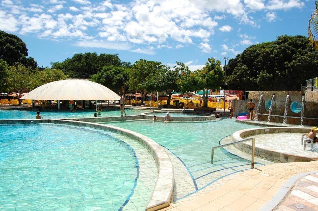 Piazza Diroma - Cortesia Park Diroma, Splash E Slide Caldas Novas Zewnętrze zdjęcie