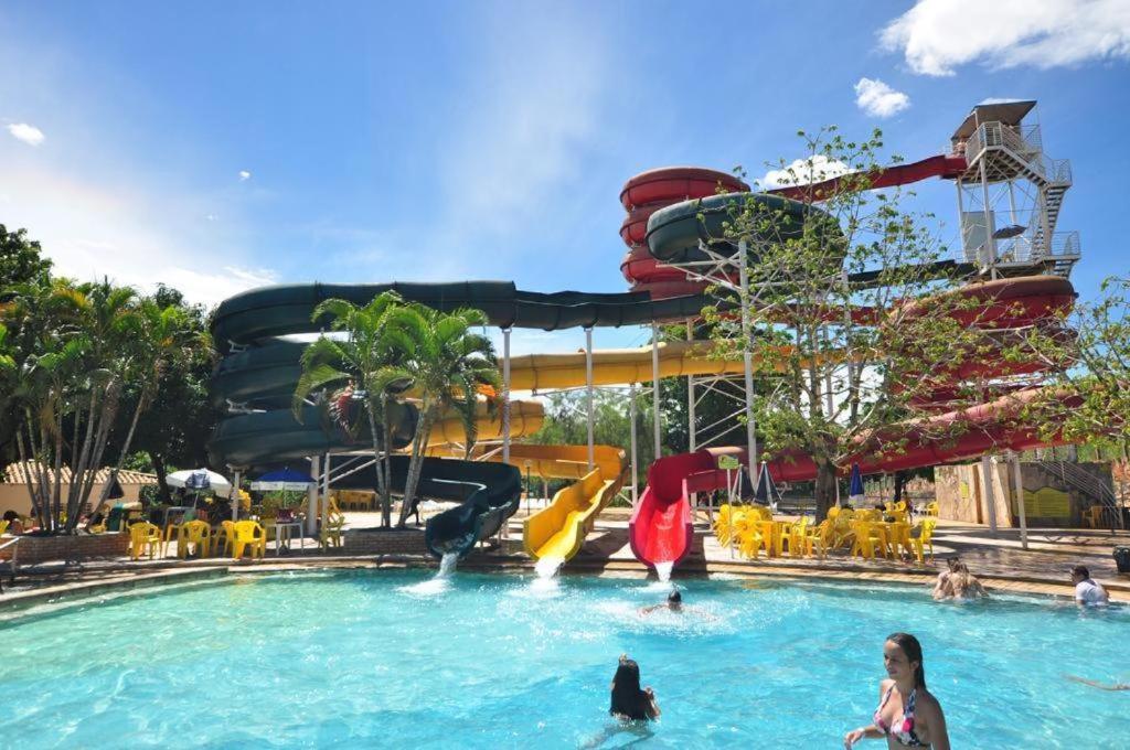 Piazza Diroma - Cortesia Park Diroma, Splash E Slide Caldas Novas Zewnętrze zdjęcie