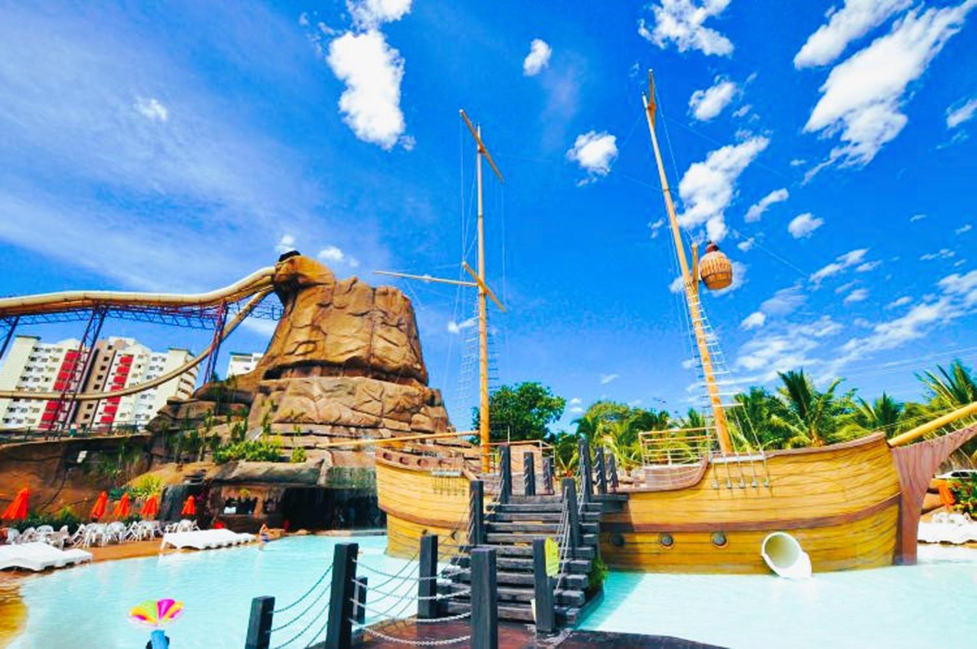 Piazza Diroma - Cortesia Park Diroma, Splash E Slide Caldas Novas Zewnętrze zdjęcie