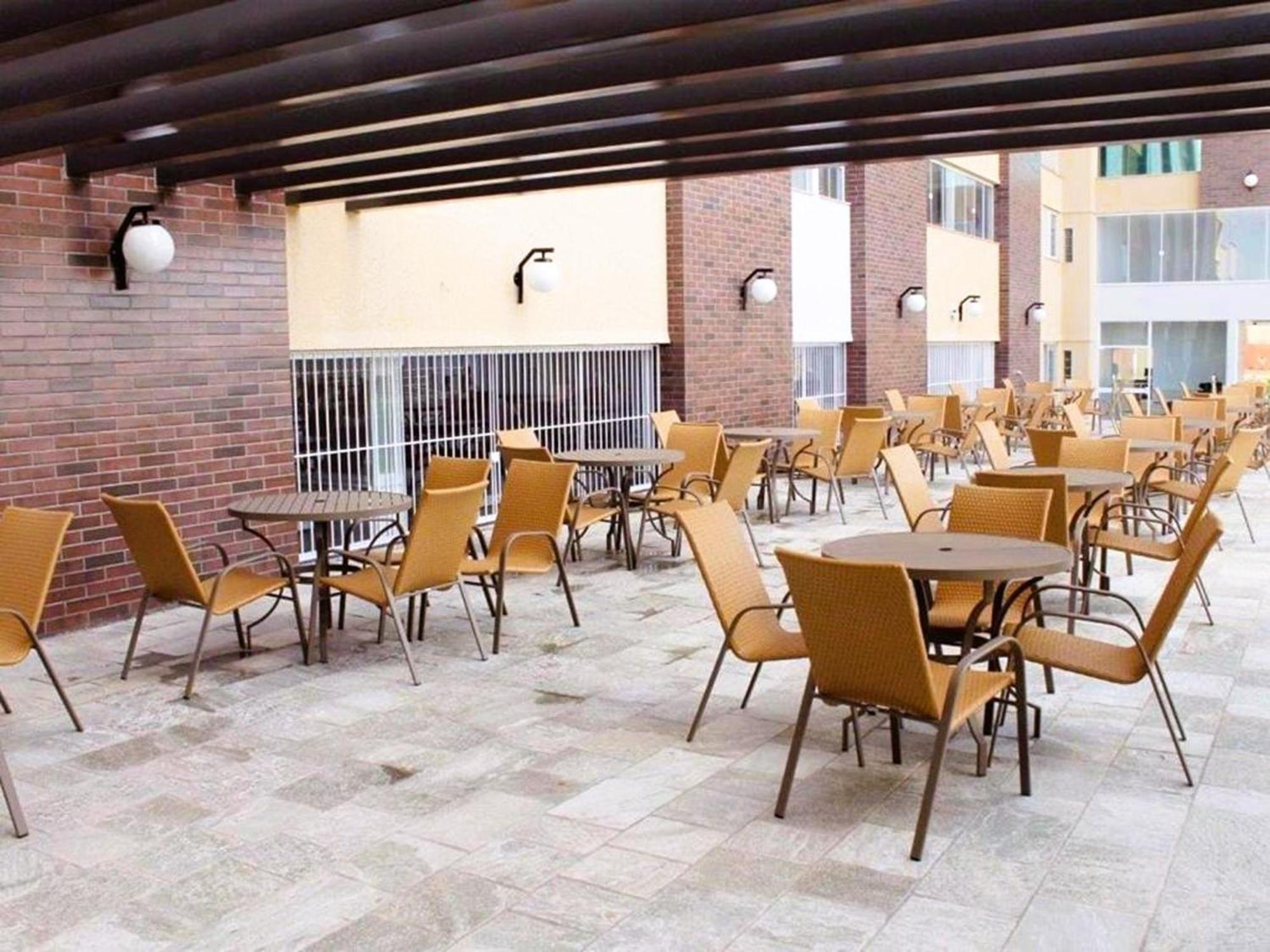 Piazza Diroma - Cortesia Park Diroma, Splash E Slide Caldas Novas Zewnętrze zdjęcie